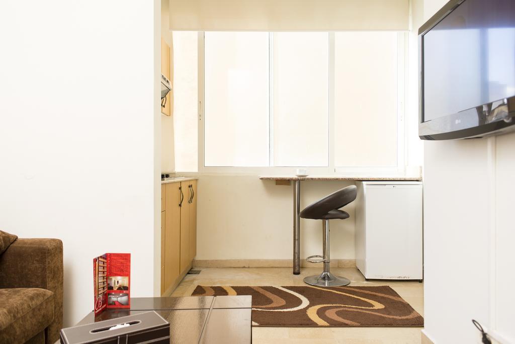 Bliss 3000 Furnished Studios Beirut Eksteriør billede