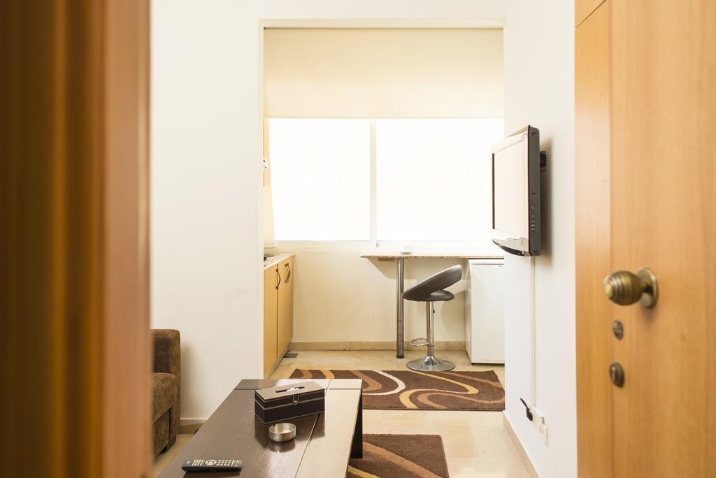 Bliss 3000 Furnished Studios Beirut Eksteriør billede